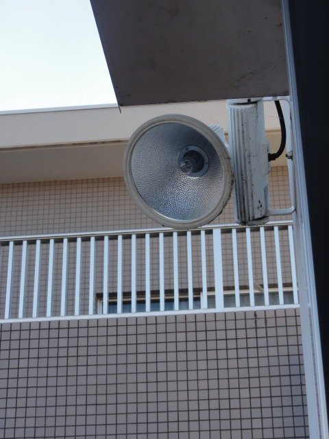 駐車場を照らすライト